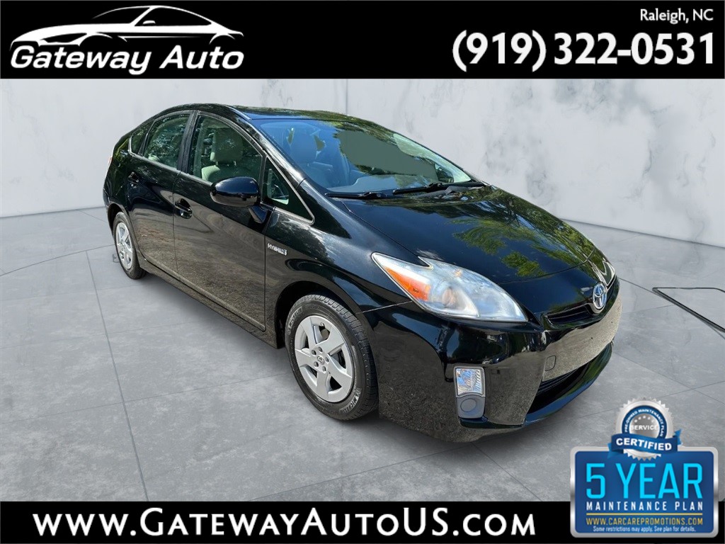 2011 Toyota Prius Prius III for sale by dealer