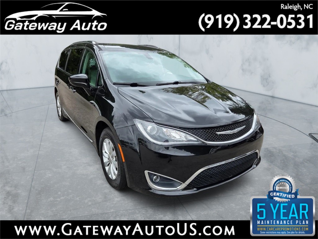 2018 Chrysler Pacifica Touring-L for sale by dealer