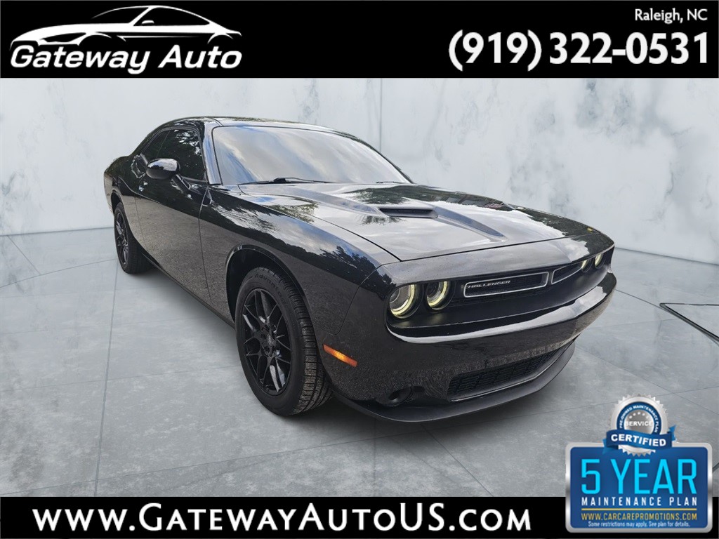 2019 Dodge Challenger SXT for sale by dealer