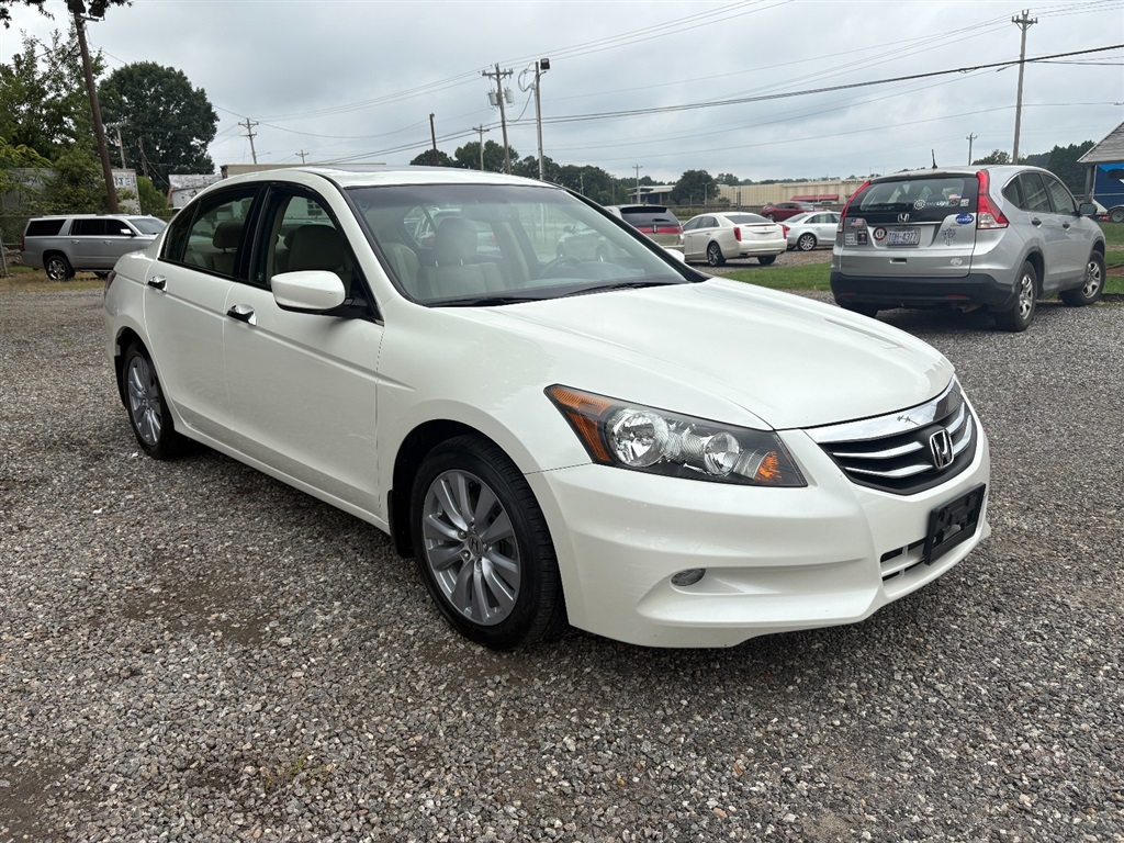 2011 Honda Accord EX-L V-6 Sedan AT with Navigation for sale by dealer