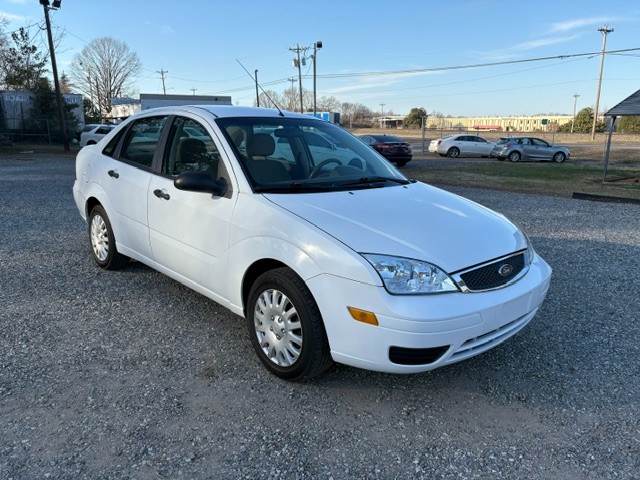 2006 Ford Focus ZX4 SE for sale by dealer