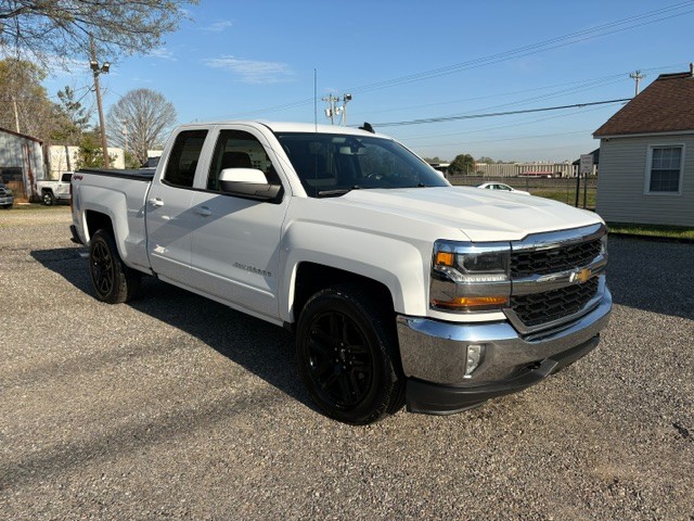 2017 Chevrolet Silverado 1500 LT for sale by dealer