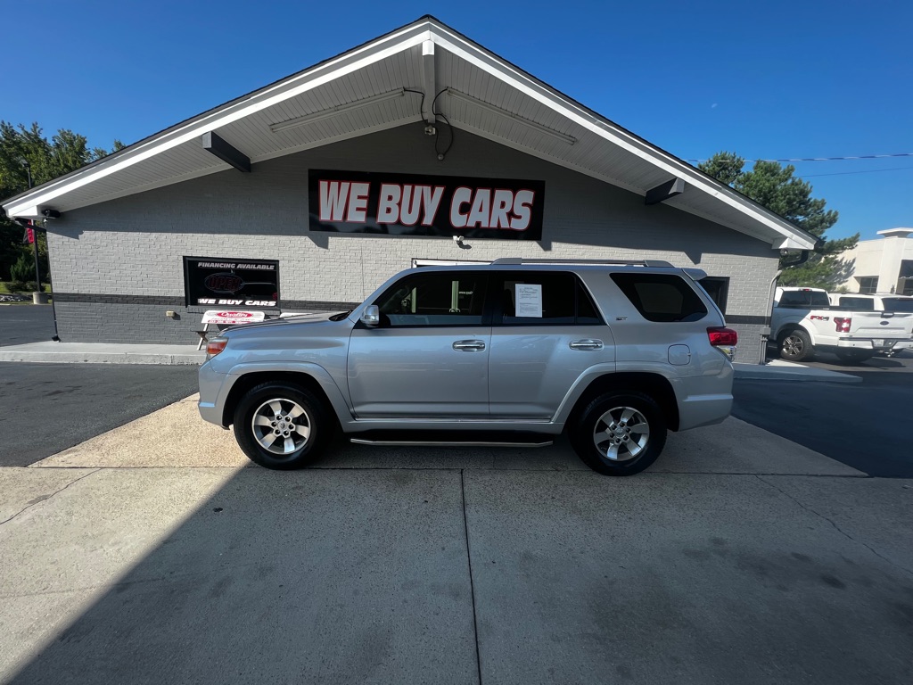 2013 TOYOTA 4RUNNER SR5 for sale by dealer