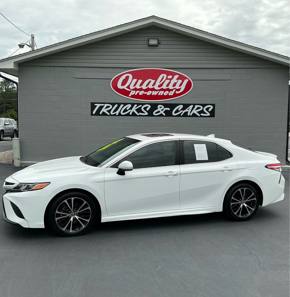 2020 TOYOTA CAMRY SE for sale by dealer