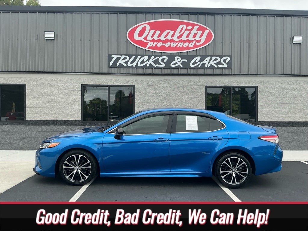 2018 TOYOTA CAMRY SE for sale by dealer