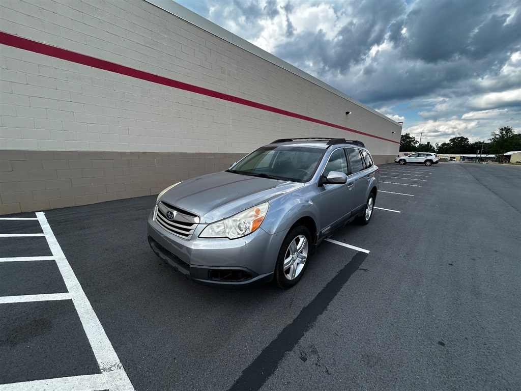 2011 Subaru Outback 2.5i Premium for sale by dealer