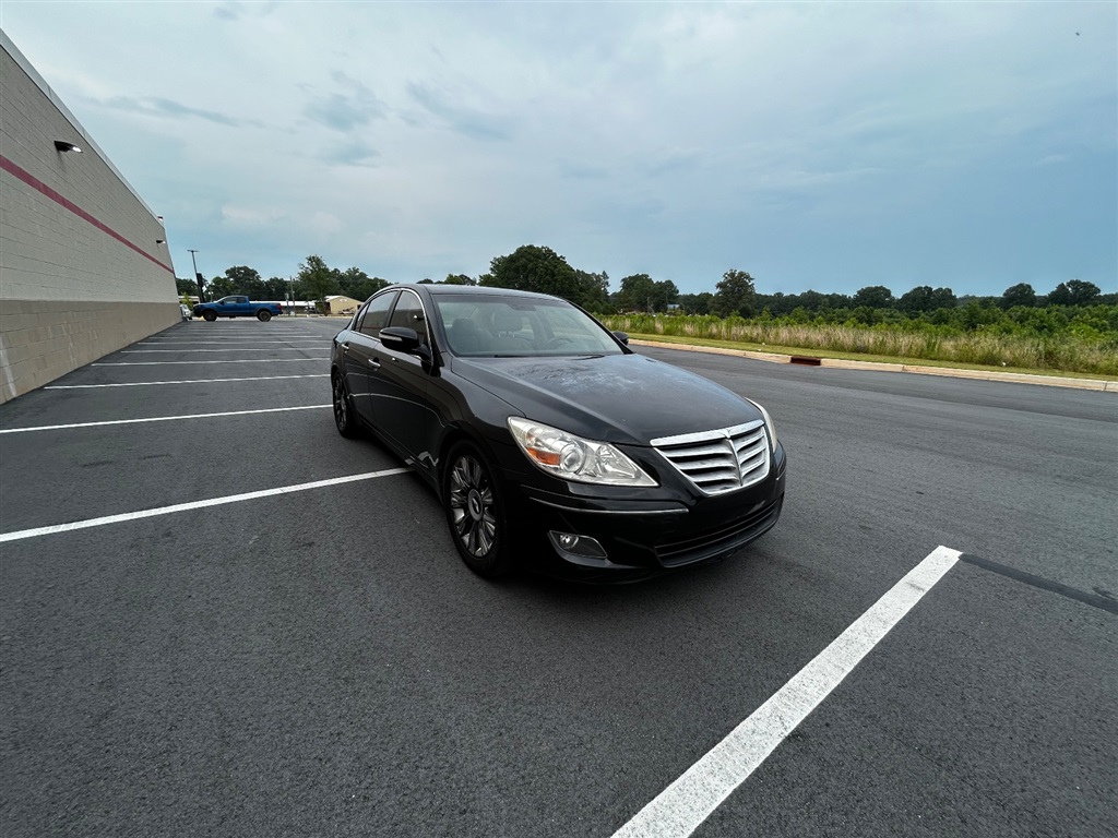 2009 Hyundai Genesis 3.8L for sale by dealer