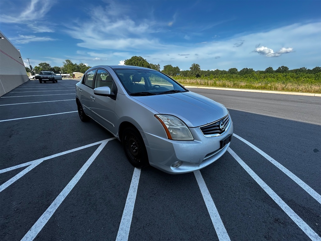 2011 Nissan Sentra Sport  for sale by dealer
