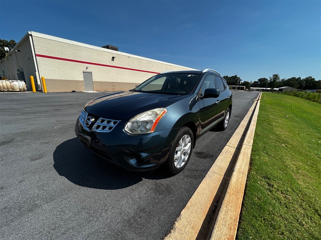 2013 Nissan Rogue Sport  for sale by dealer