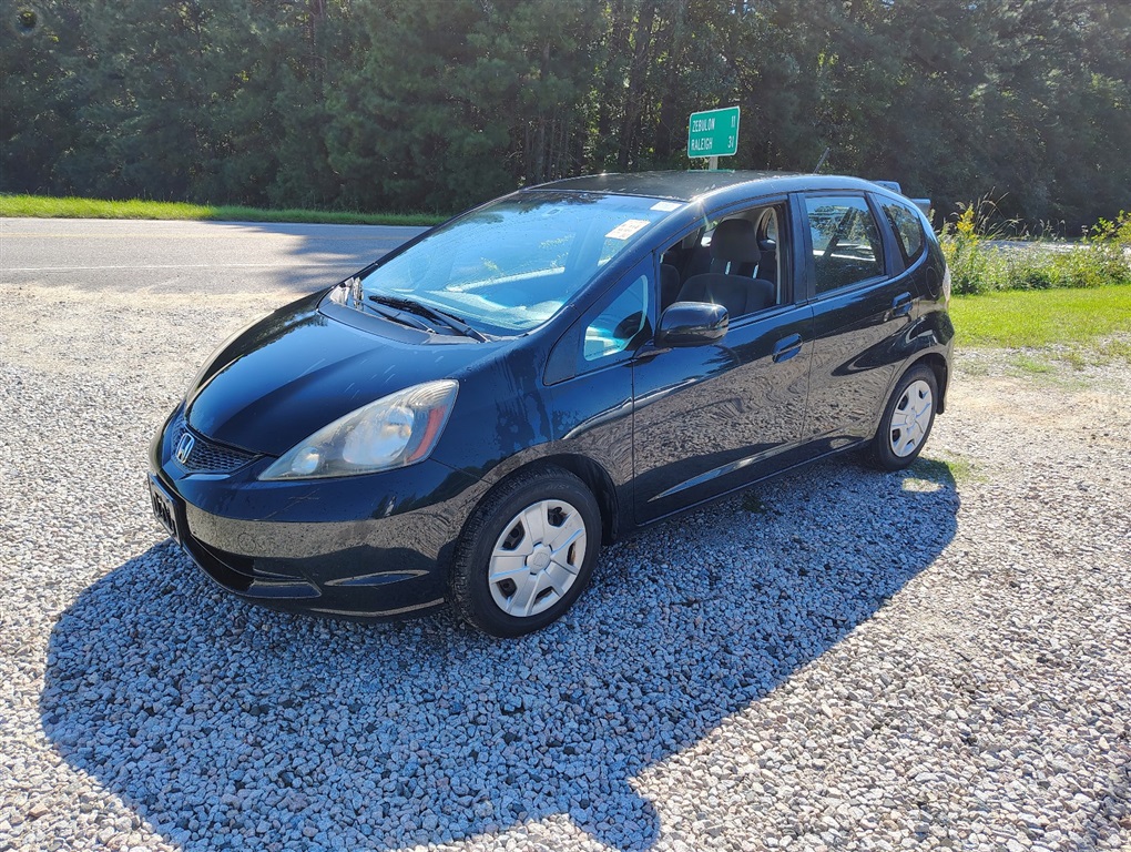 2013 Honda Fit 5-Speed MT for sale by dealer