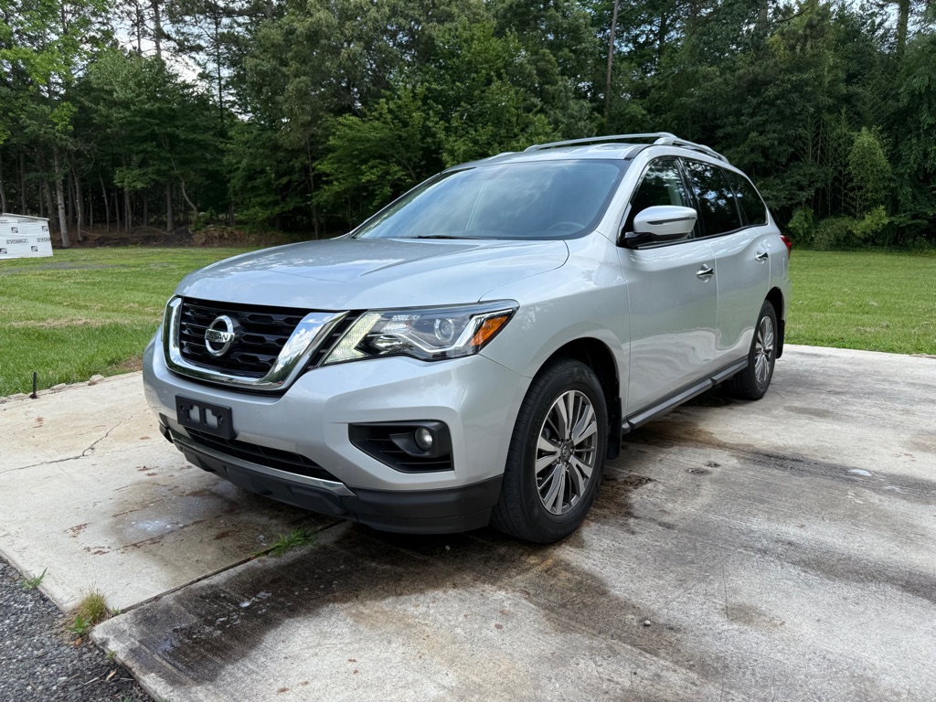 2018 NISSAN PATHFINDER SV for sale by dealer