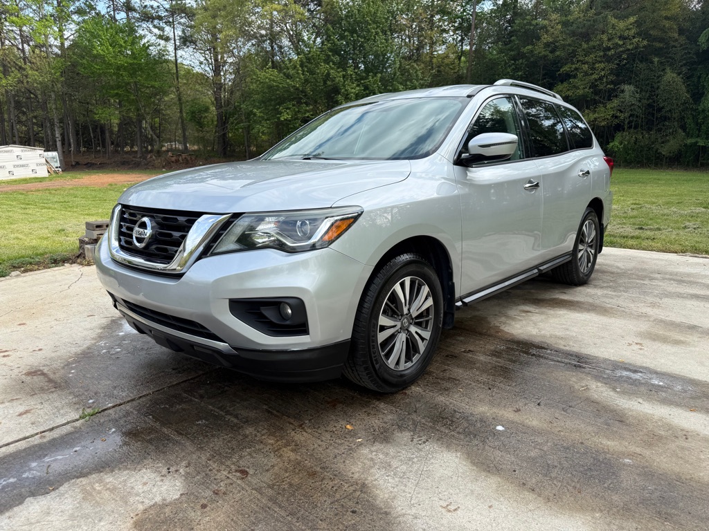 2017 NISSAN PATHFINDER SV for sale by dealer