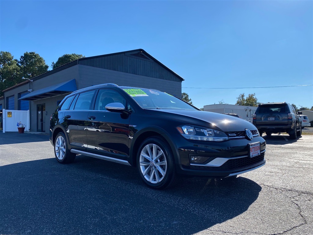 2018 Volkswagen Golf Alltrack TSI S for sale by dealer