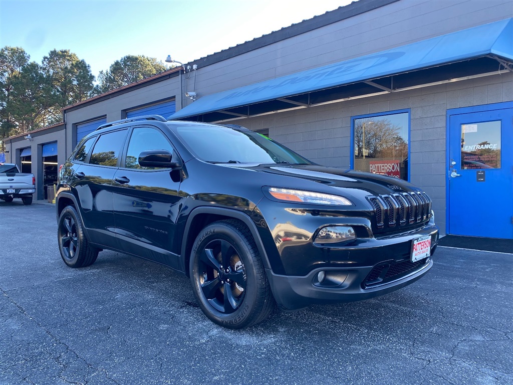 2018 Jeep Cherokee Latitude Altitude for sale by dealer