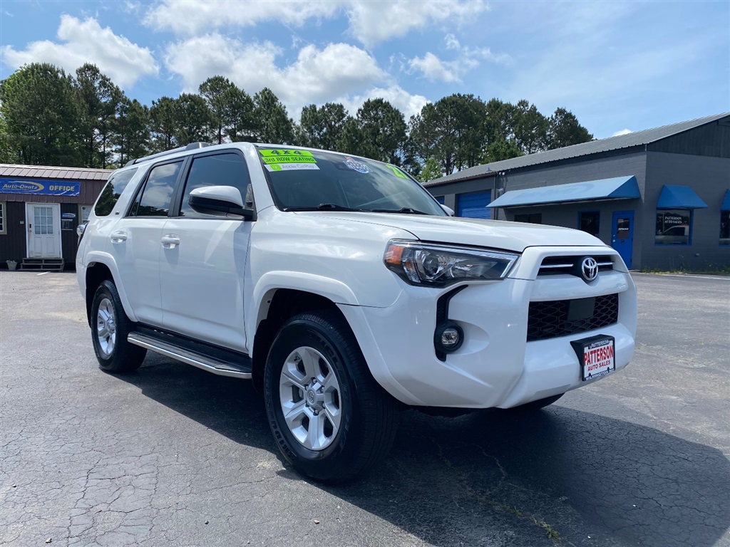 2021 Toyota 4RUNNER SR5 4WD for sale by dealer
