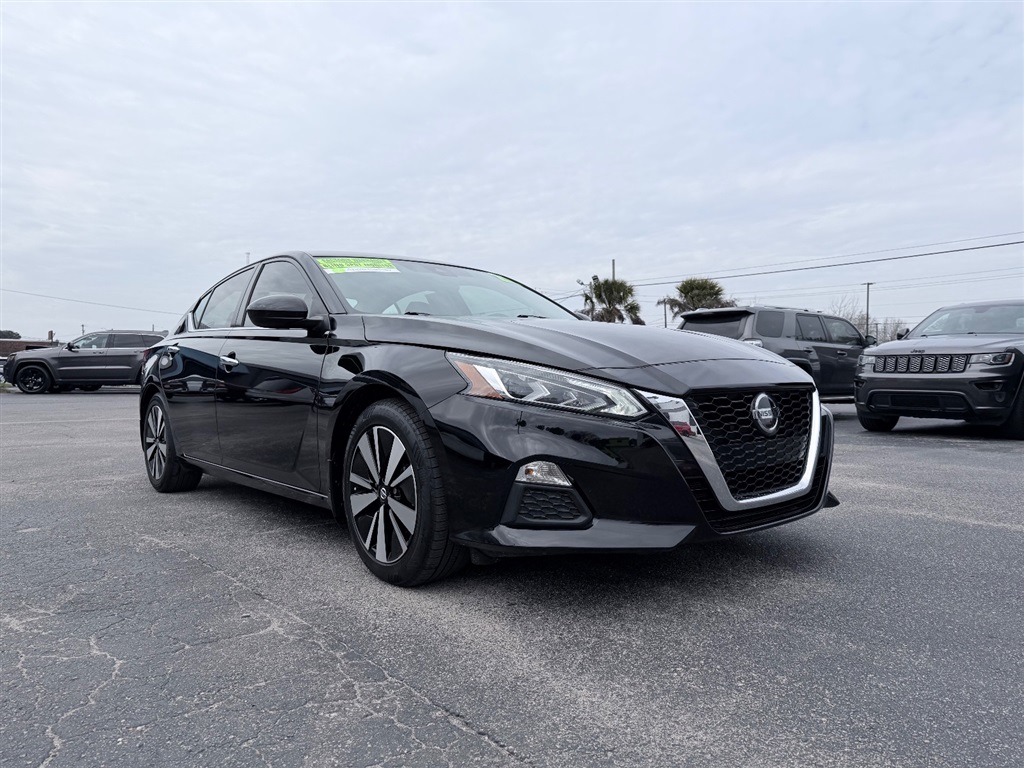 2022 Nissan Altima SV for sale by dealer