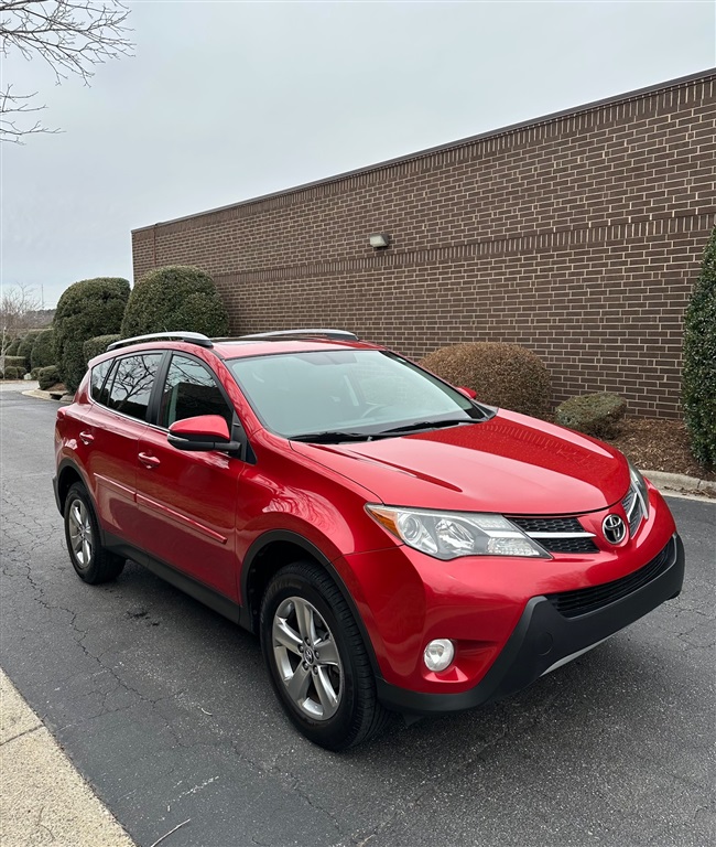 2015 Toyota RAV4 XLE AWD for sale by dealer