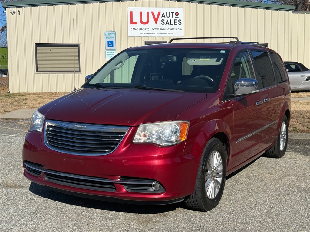 2016 Chrysler Town & Country Limited for sale by dealer