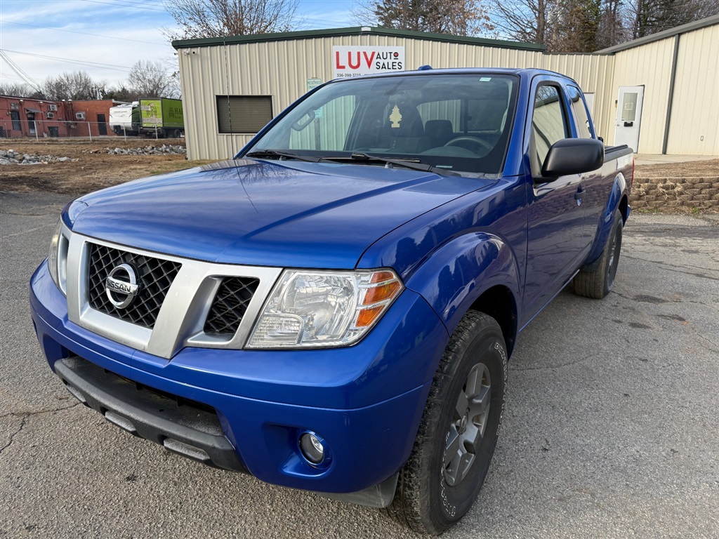 2013 Nissan Frontier SV V6 Dessert Runner Cab 2WD for sale by dealer