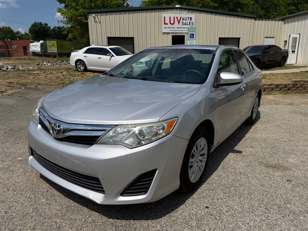 2012 Toyota Camry LE for sale by dealer