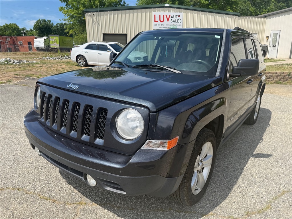 2015 Jeep Patriot Latitude 2WD for sale by dealer
