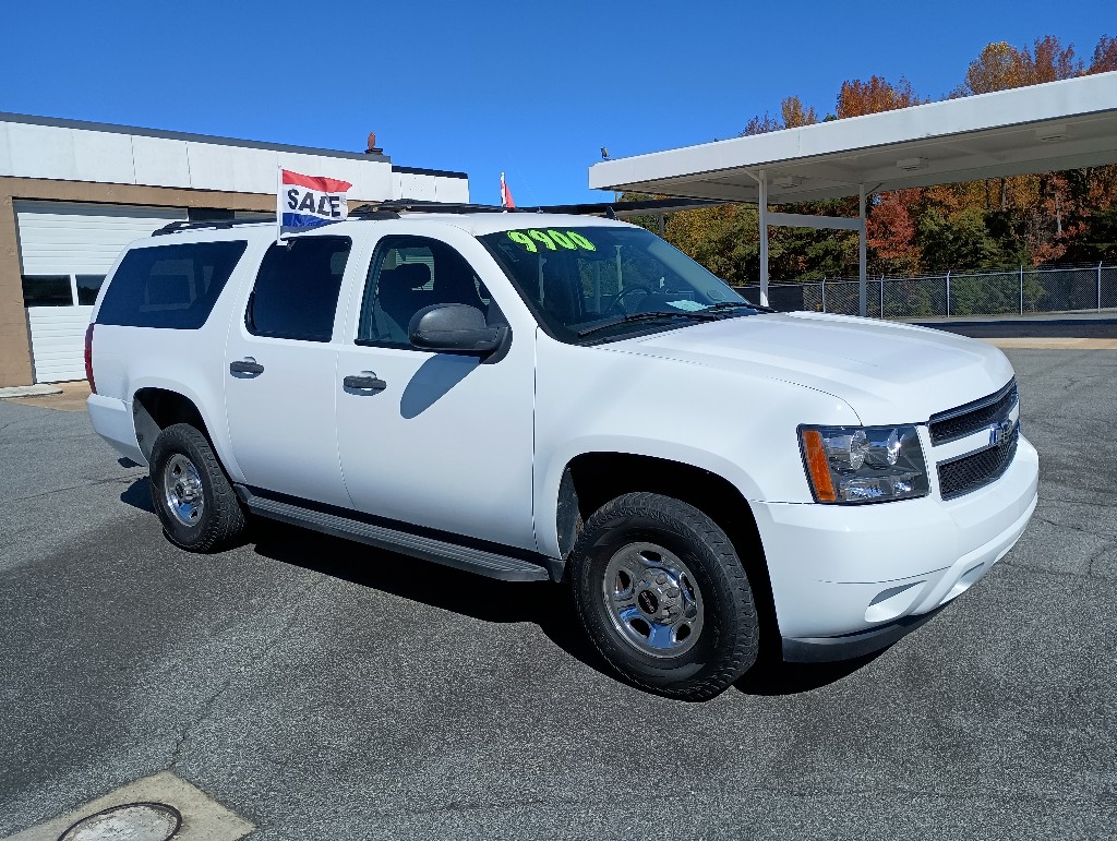 2007 Chevrolet Suburban LT1 2500 4WD for sale by dealer