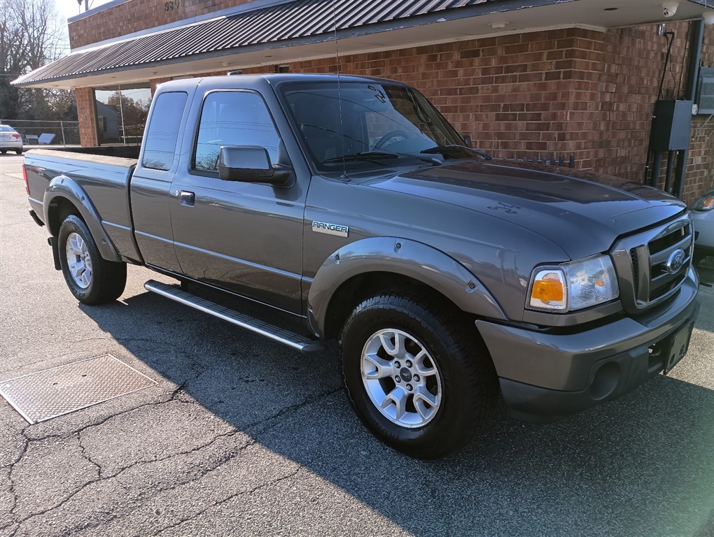 2011 Ford Ranger XLT SuperCab 4-Door 4WD for sale by dealer