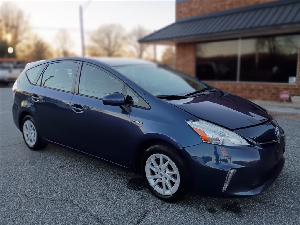 2012 Toyota Prius V Three for sale by dealer
