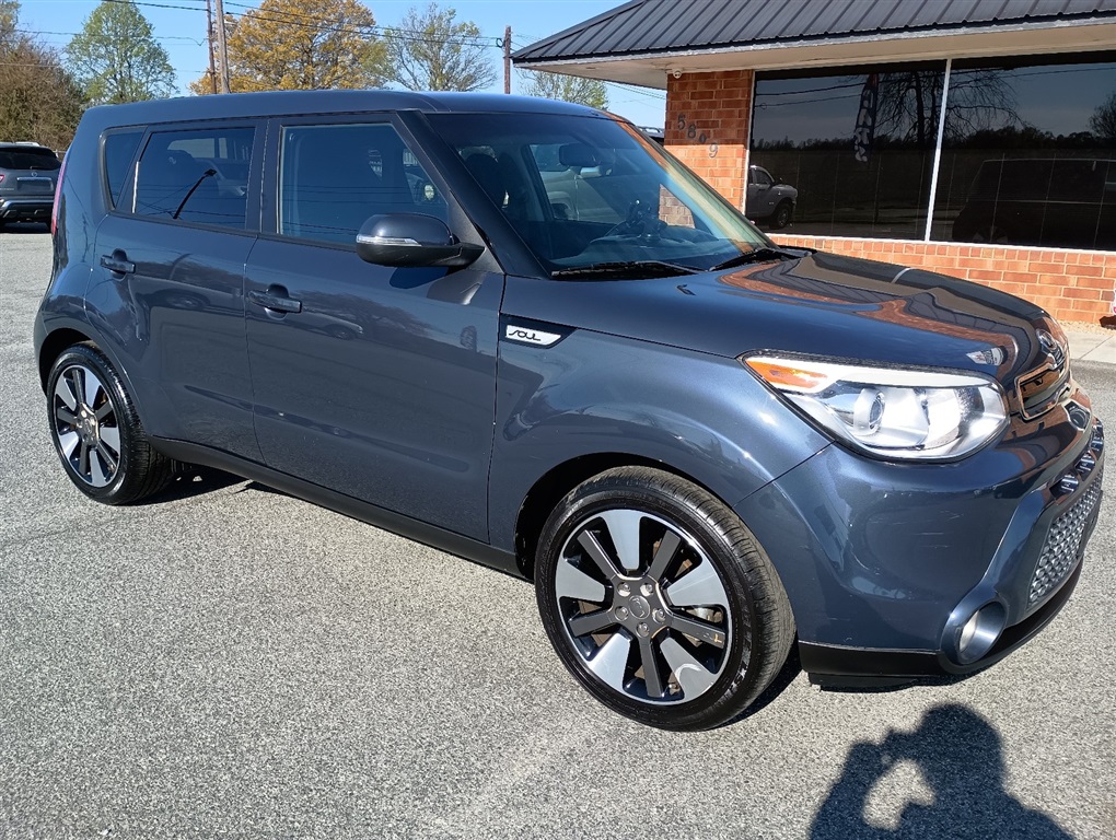 2014 Kia Soul ! for sale by dealer