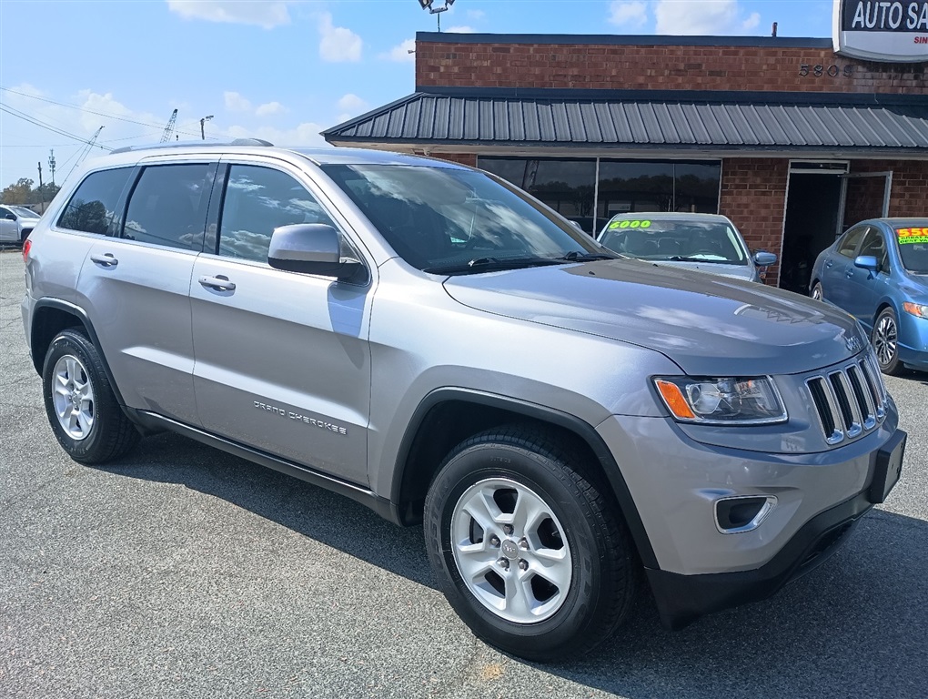 2015 Jeep Grand Cherokee Laredo 4WD for sale by dealer