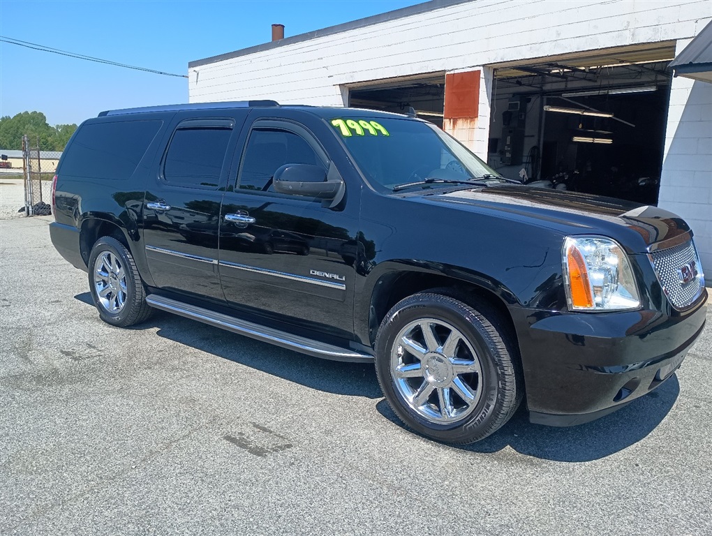 2012 GMC Yukon Denali XL 4WD for sale by dealer