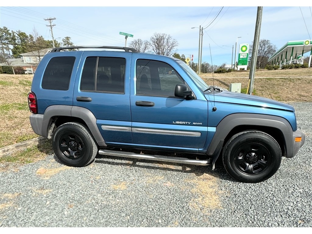 2003 Jeep Liberty Sport 4WD for sale by dealer