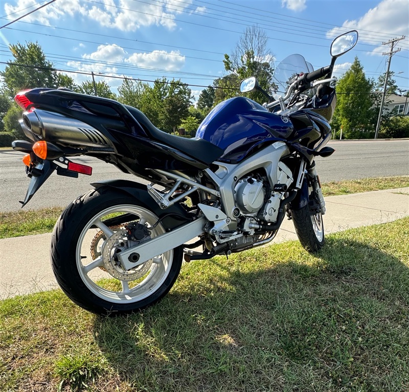 2004 Yamaha FZ6 for sale by dealer