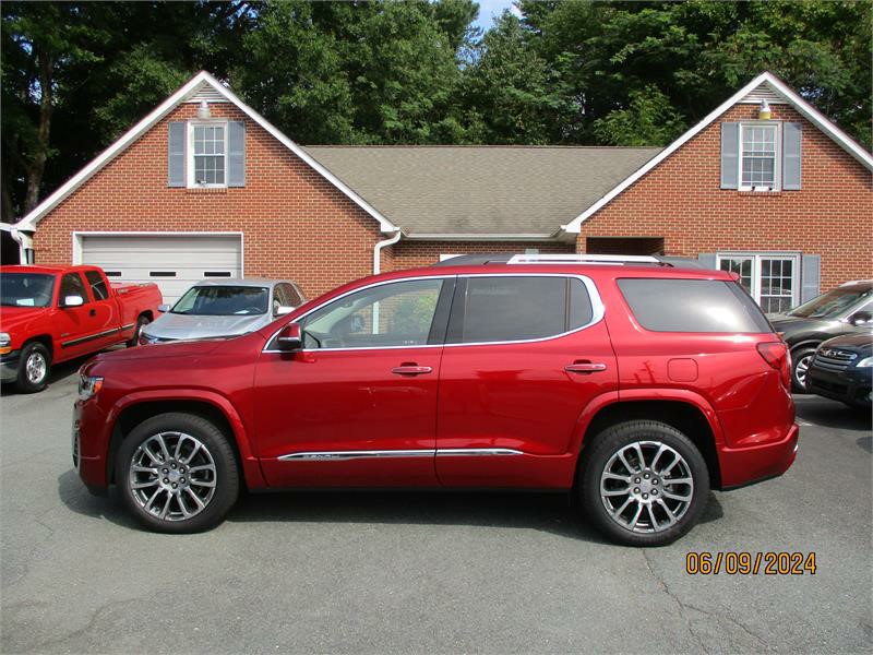 2023 GMC ACADIA DENALI for sale by dealer