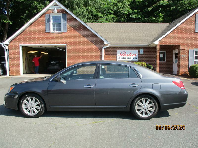 2010 Toyota Avalon Limited for sale by dealer