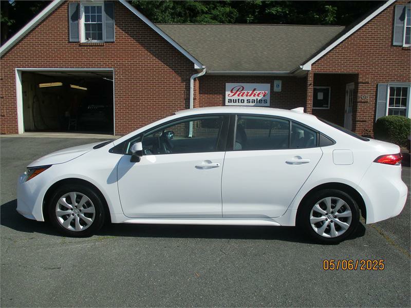 2020 Toyota Corolla LE for sale by dealer
