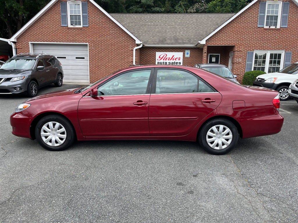 2006 Toyota Camry LE for sale by dealer