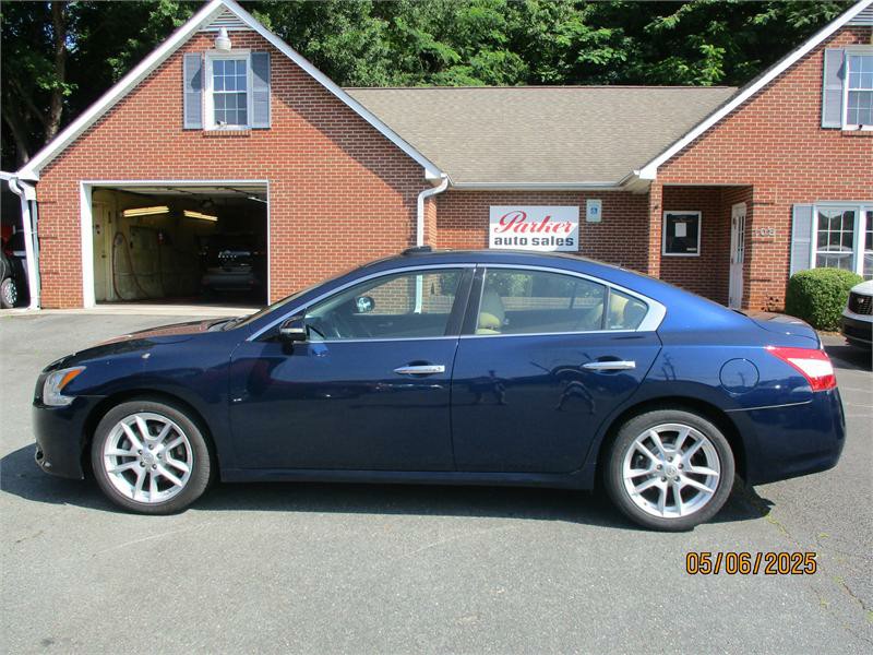 2009 Nissan Maxima S for sale by dealer
