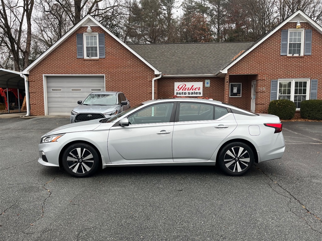 2021 Nissan Altima 2.5 SV for sale by dealer