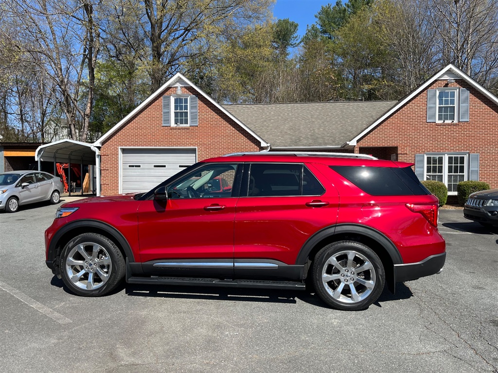 2020 Ford Explorer Platinum AWD for sale by dealer