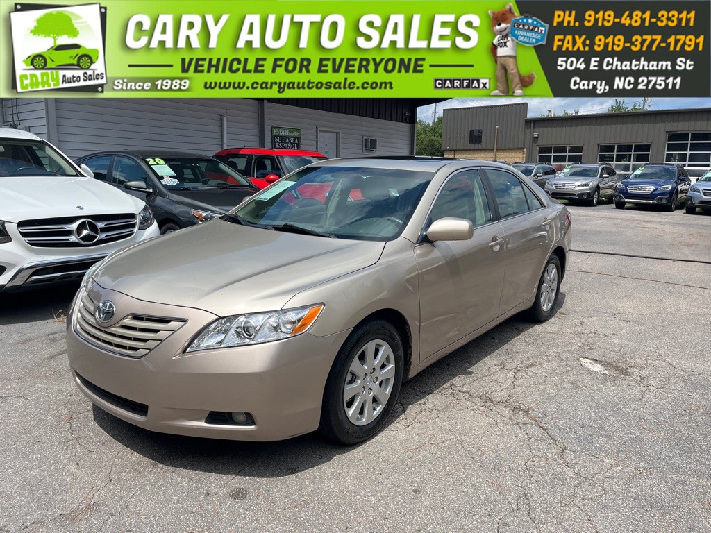 2009 TOYOTA CAMRY XLE for sale by dealer