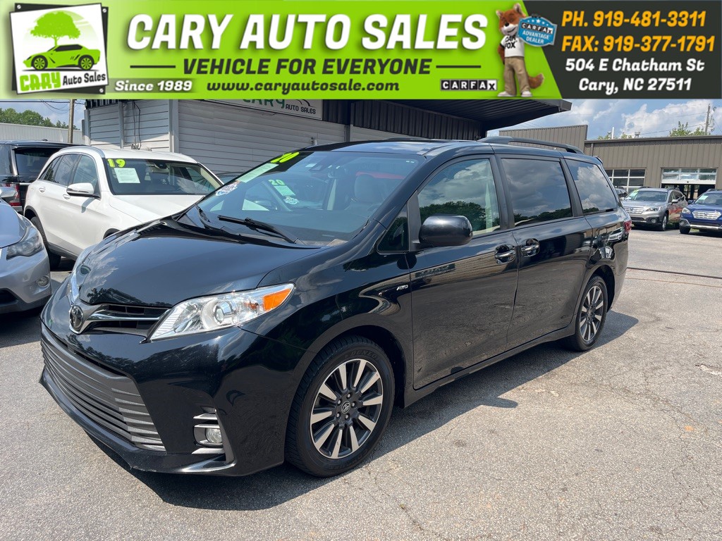 2020 TOYOTA SIENNA XLE for sale by dealer