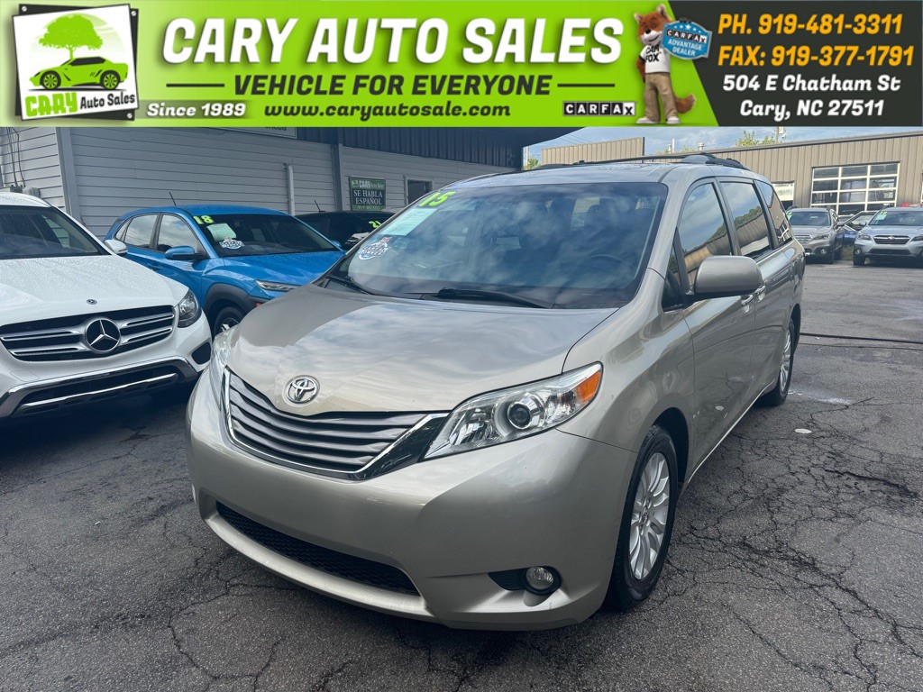 2015 TOYOTA SIENNA XLE for sale by dealer