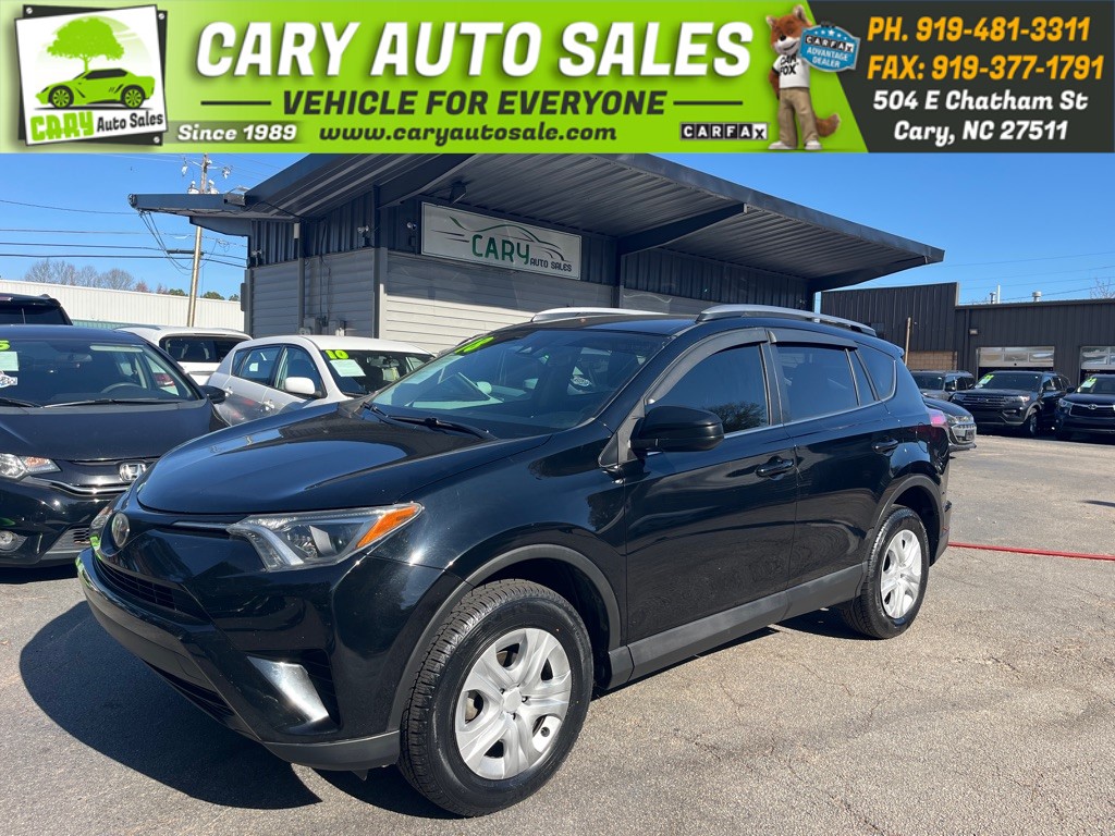 2018 TOYOTA RAV4 LE for sale by dealer