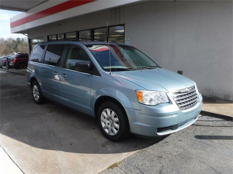 2010 CHRYSLER TOWN & COUNTRY LX for sale by dealer