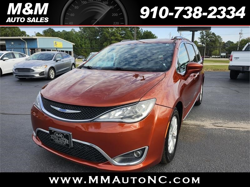 2018 CHRYSLER PACIFICA TOURING L for sale by dealer