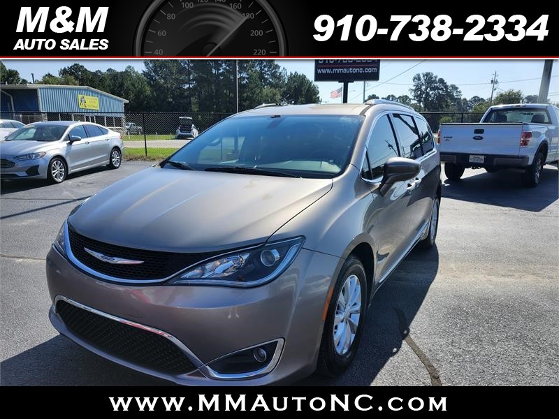 2018 CHRYSLER PACIFICA TOURING L for sale by dealer