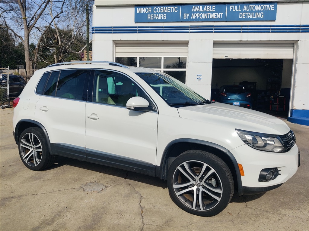 2017 VOLKSWAGEN TIGUAN SEL for sale by dealer