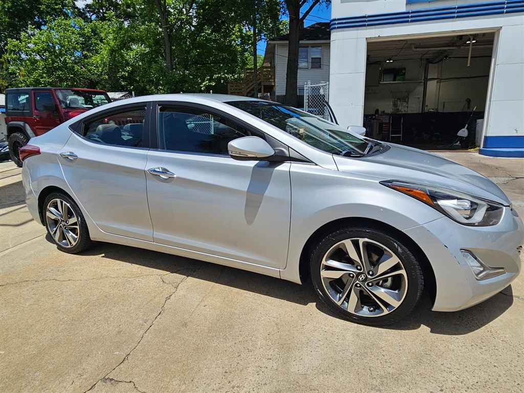 2014 HYUNDAI ELANTRA Limited for sale by dealer