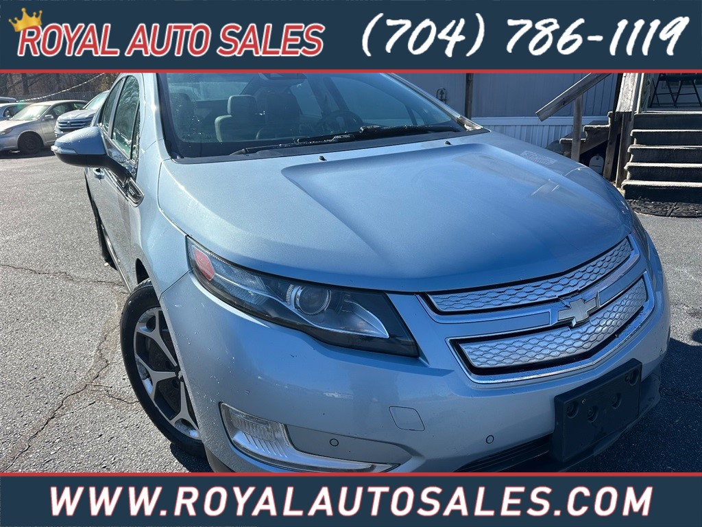 2013 Chevrolet Volt Premium w/ Navigation for sale by dealer
